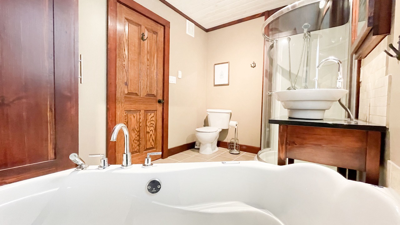 Photo of Bathroom in Bobcaygeon
