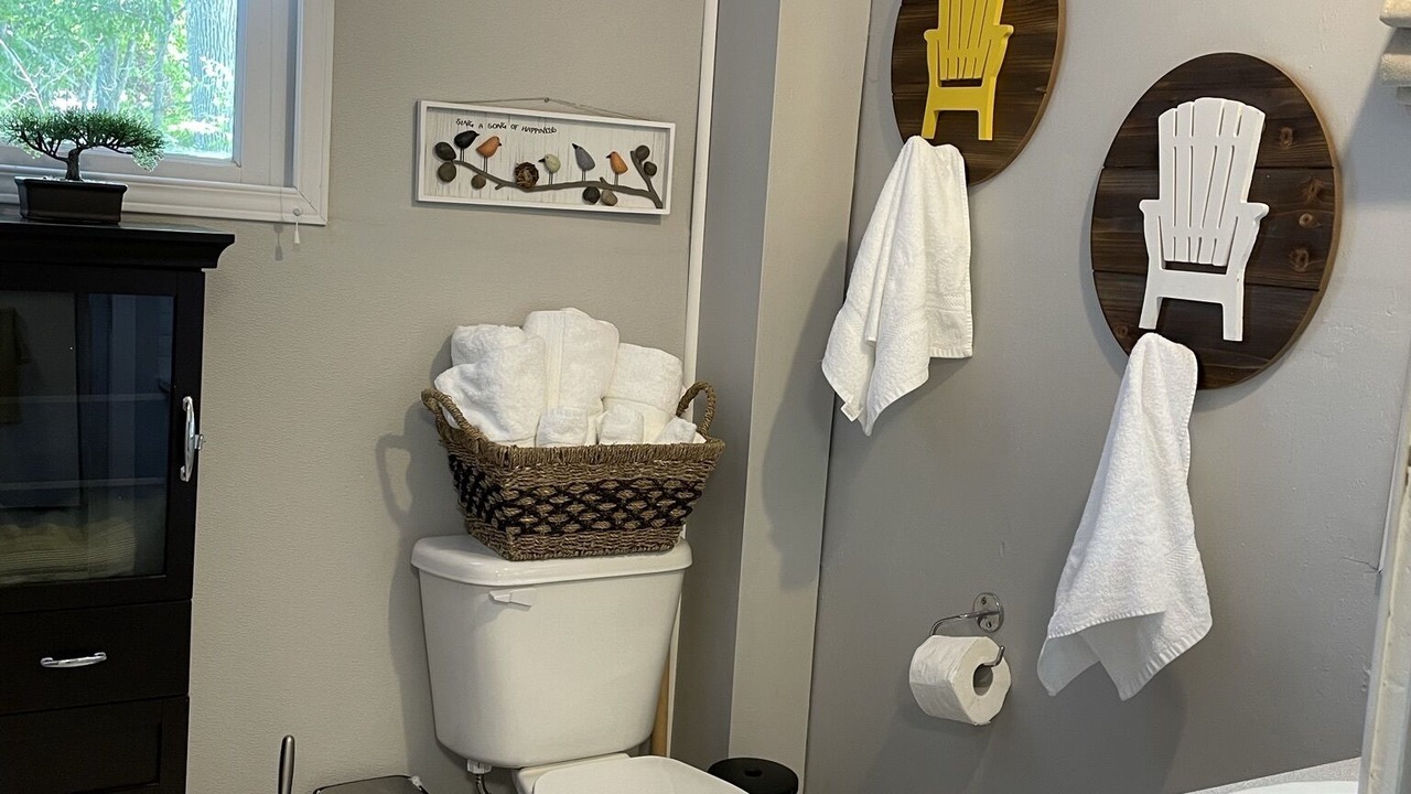 Photo of Bathroom in Alcona