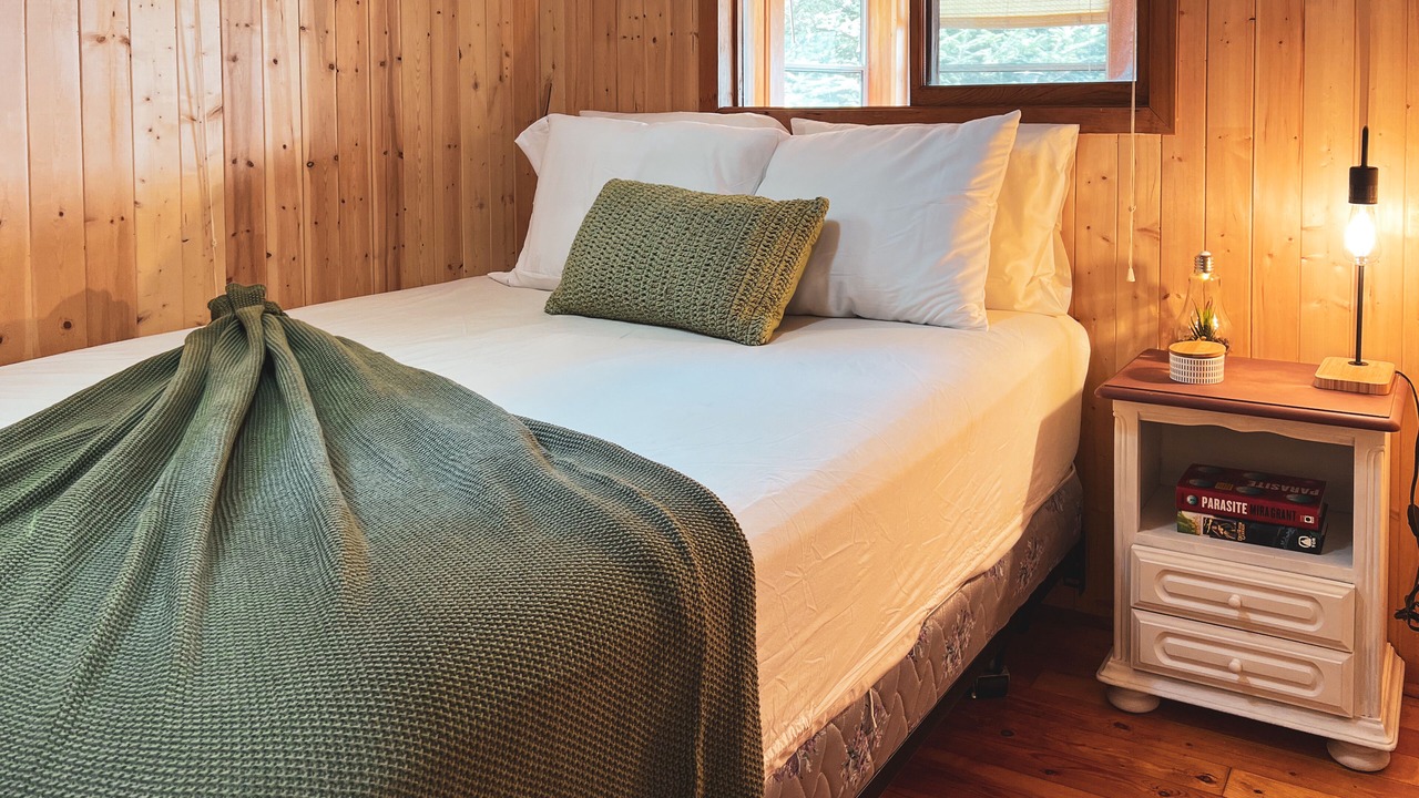 Photo of Bedroom in Haliburton