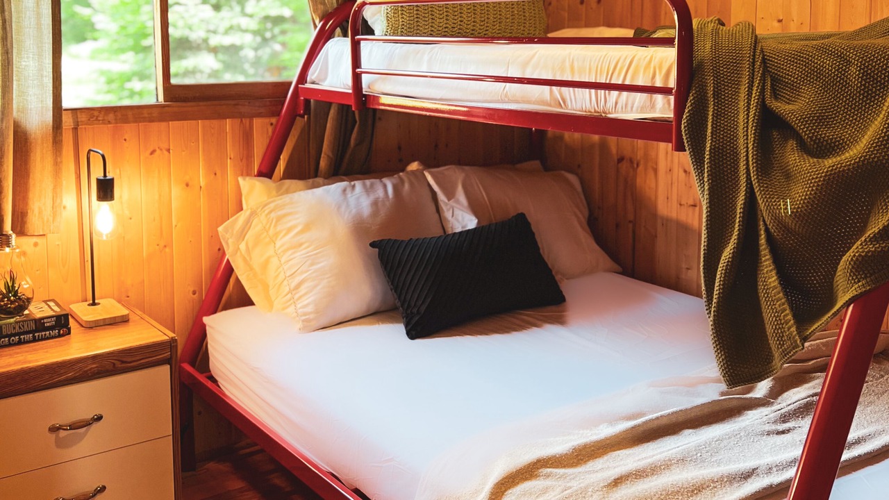 Photo of Bedroom in Haliburton