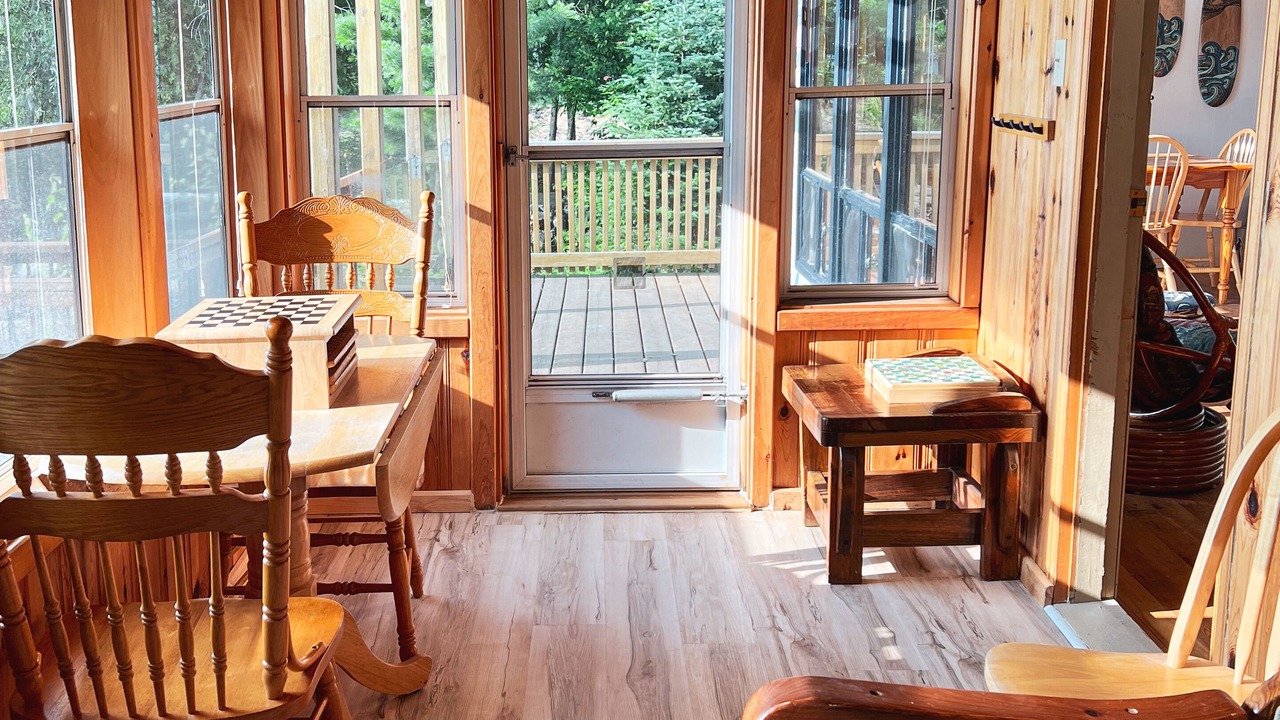 Photo of Livingroom in Haliburton