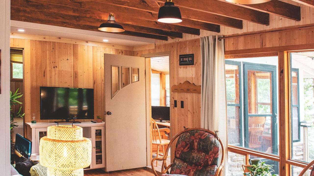 Photo of Livingroom in Haliburton
