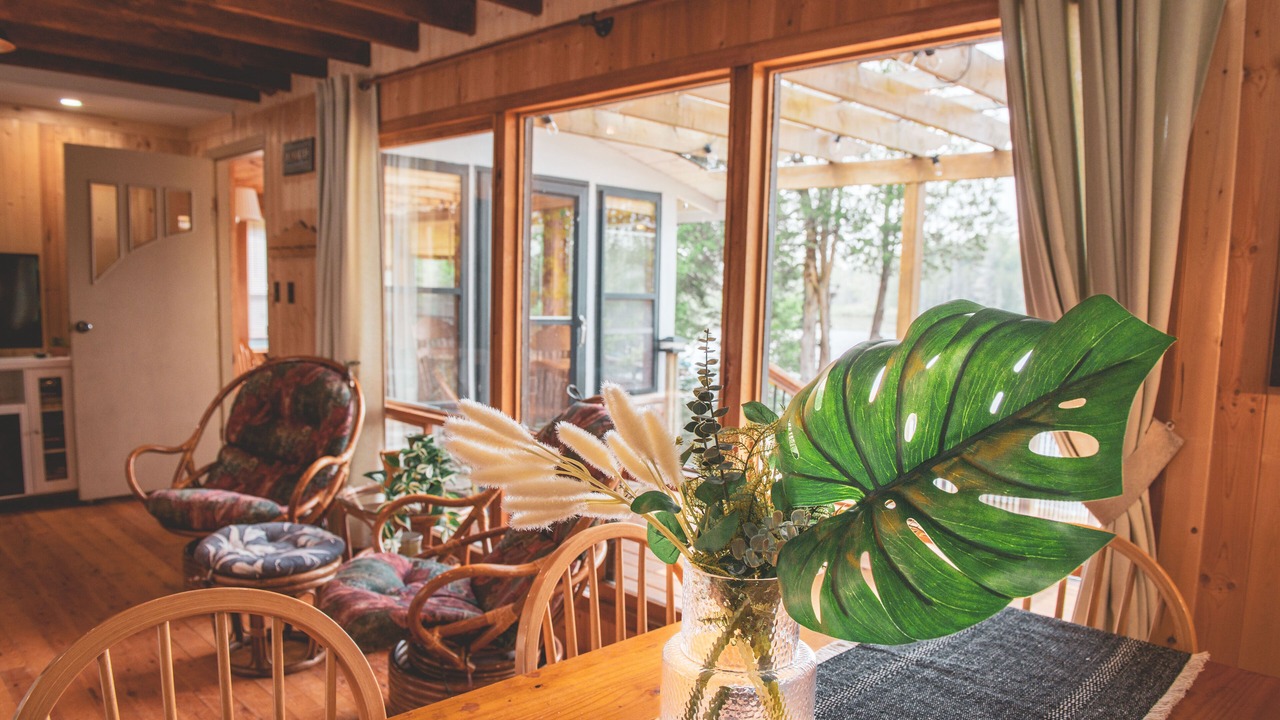 Photo of Livingroom in Haliburton
