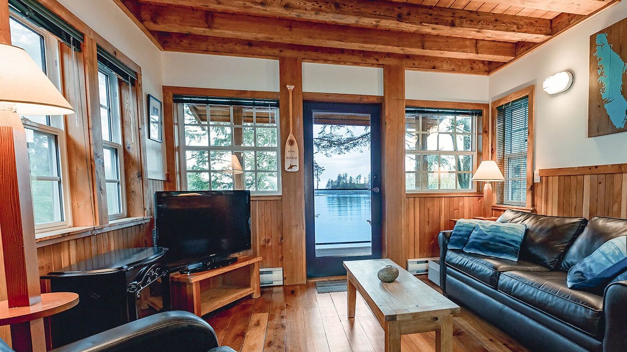 Photo of Livingroom in Ucluelet
