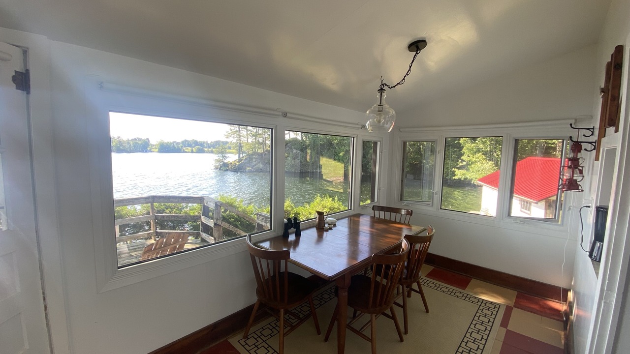 Photo of Livingroom in Frontenac