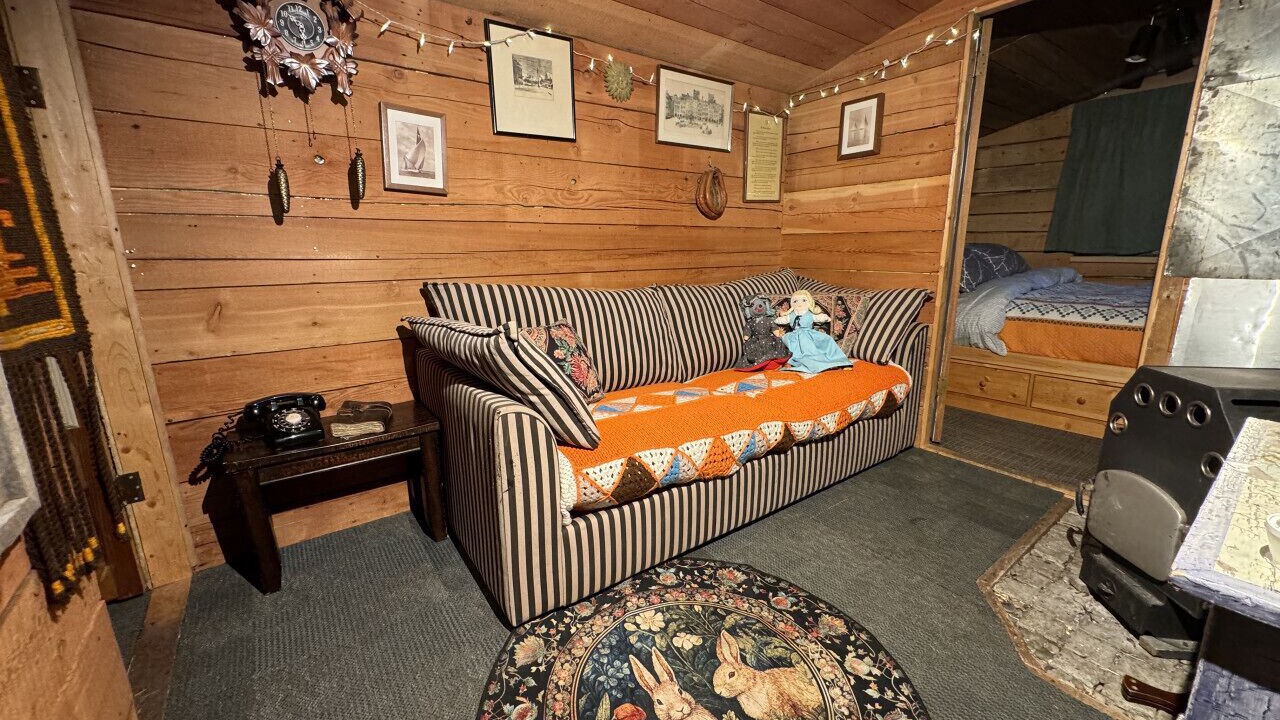 Photo of Bedroom in Bragg Creek