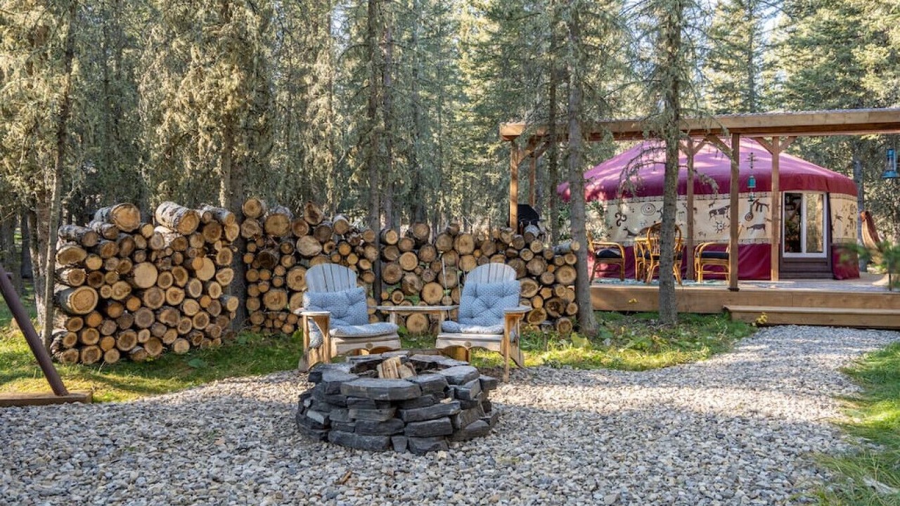 Photo of Patio Balcony in Bragg Creek