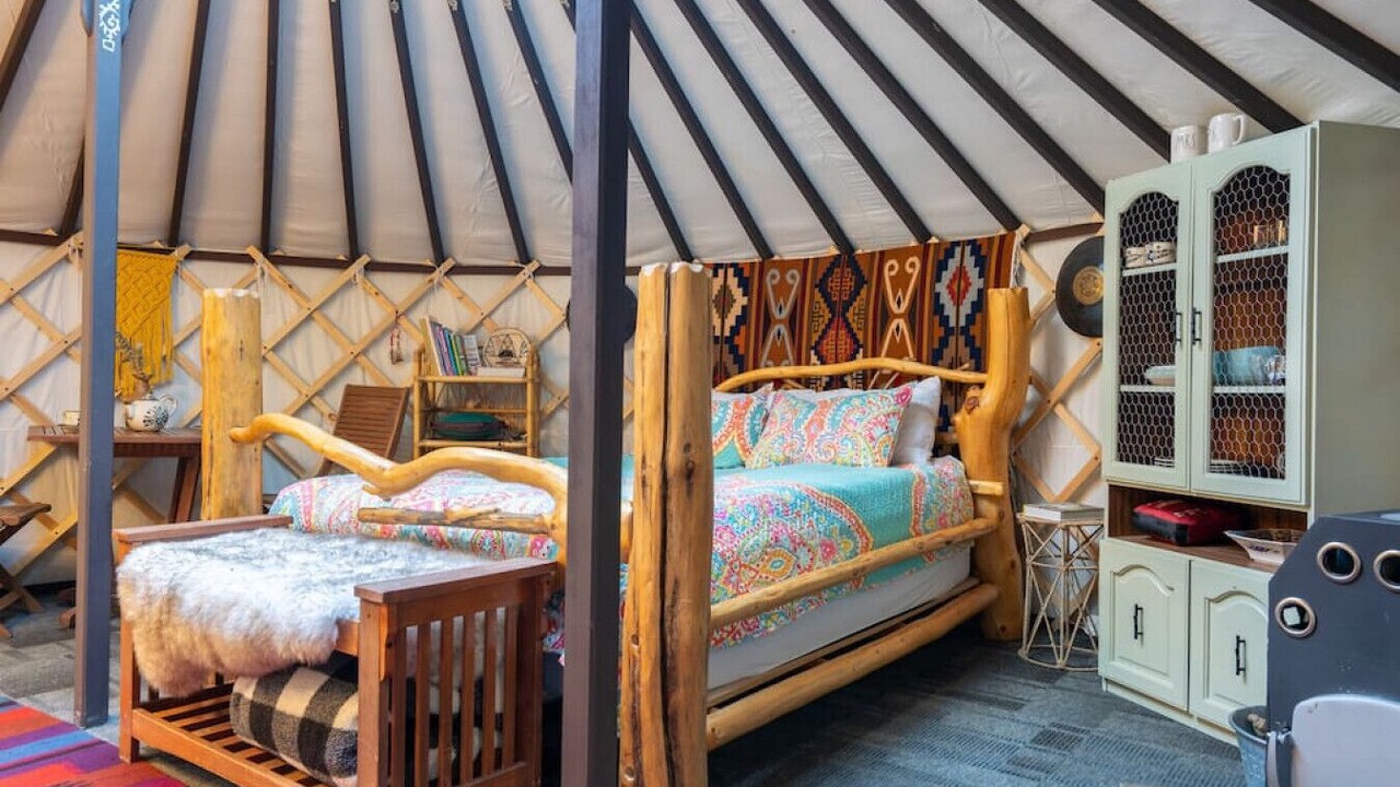 Photo of Bedroom in Bragg Creek