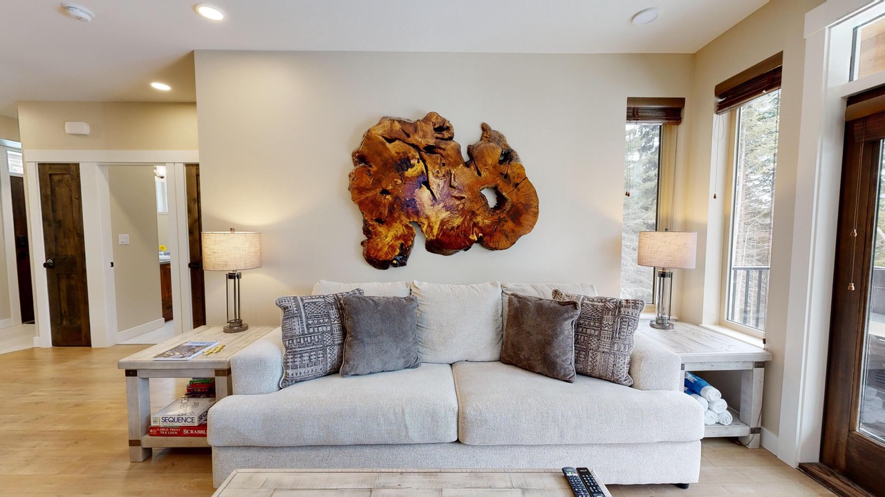 Photo of Livingroom in Sun Peaks