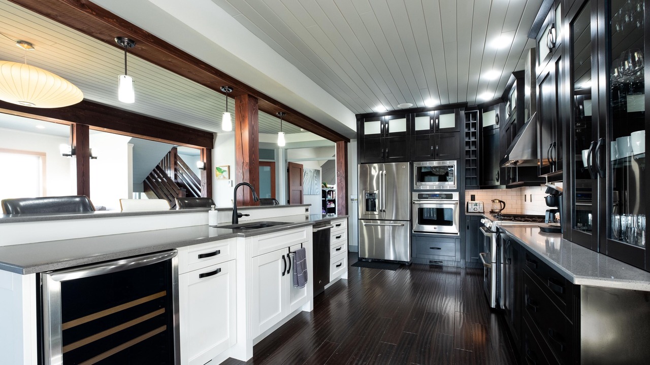 Photo of Kitchen in Courtenay