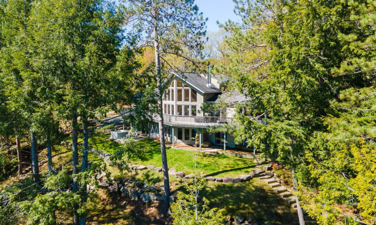 Photo of Outdoor in Lake of Bays
