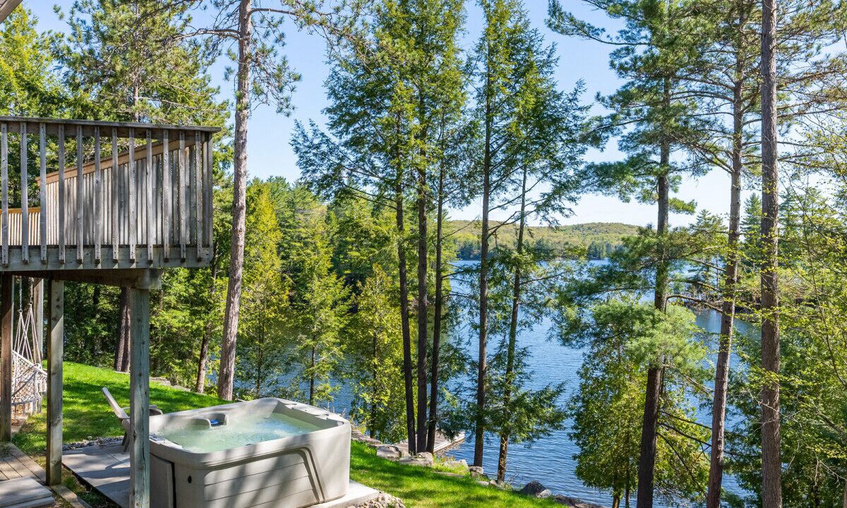 Photo of Others in Lake of Bays