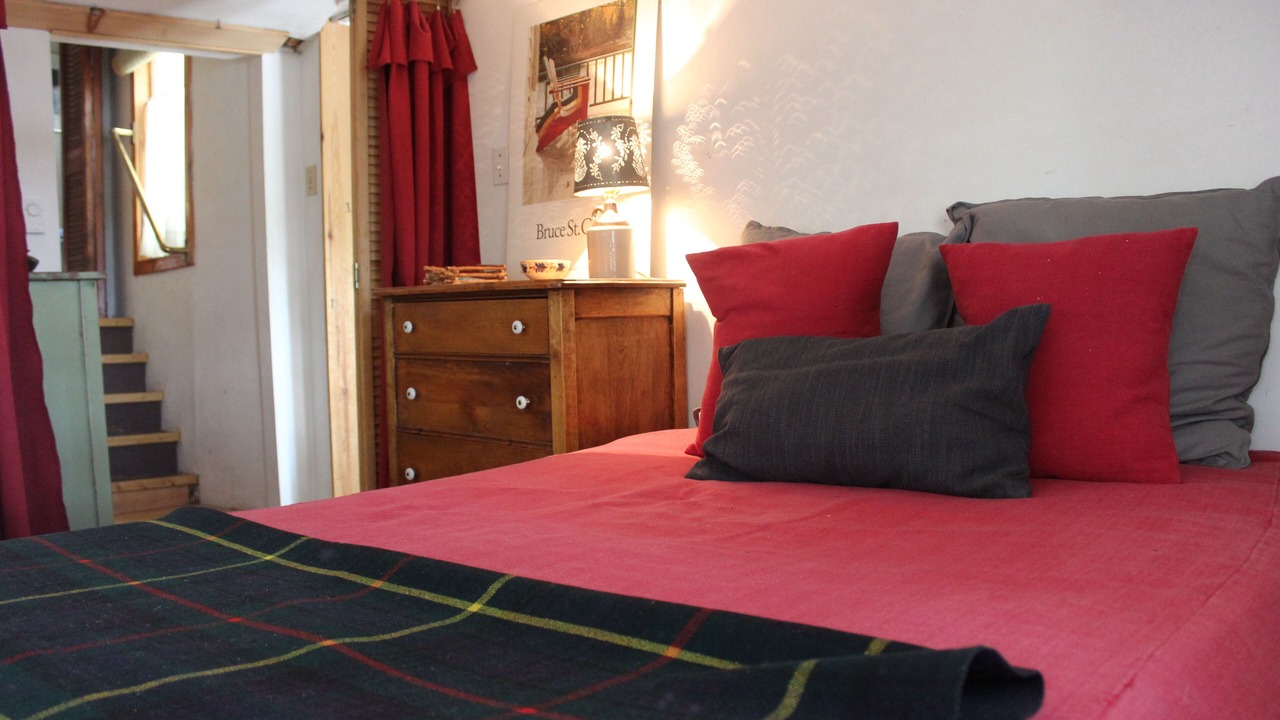 Photo of Bedroom in Algonquin Highlands