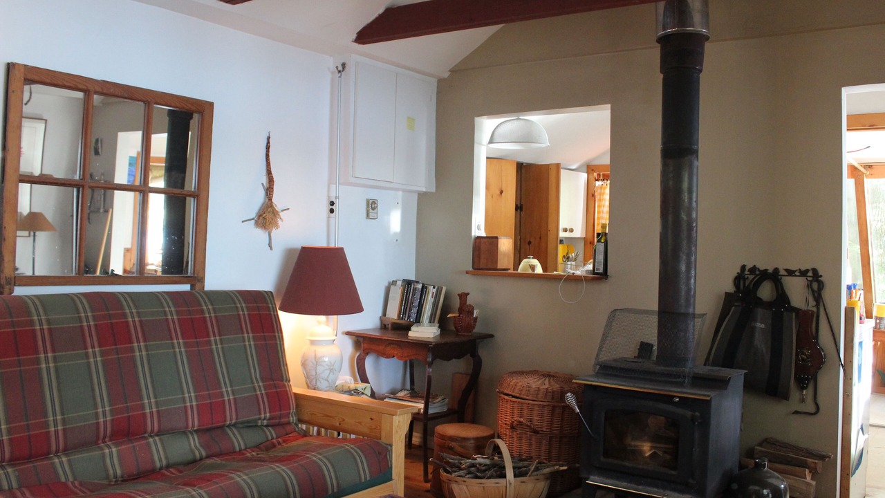 Photo of Livingroom in Algonquin Highlands