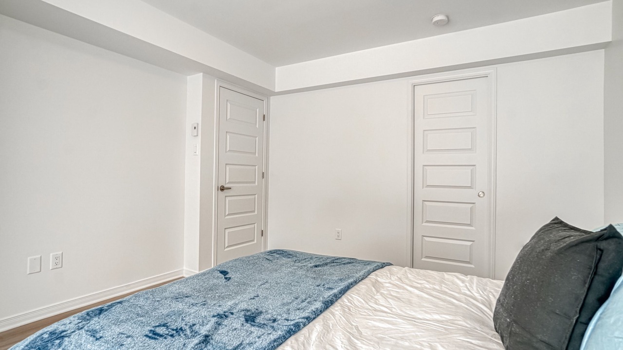 Photo of Bedroom in Val-des-Monts