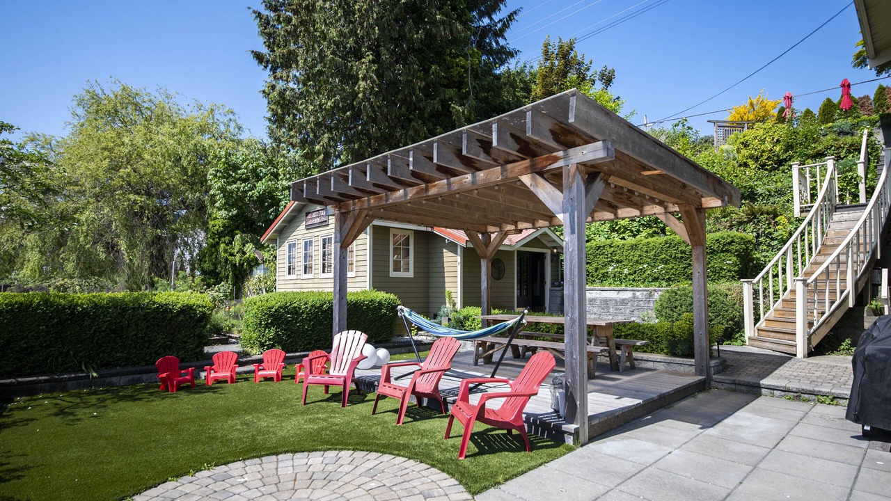 Photo of Outdoor in Gibsons