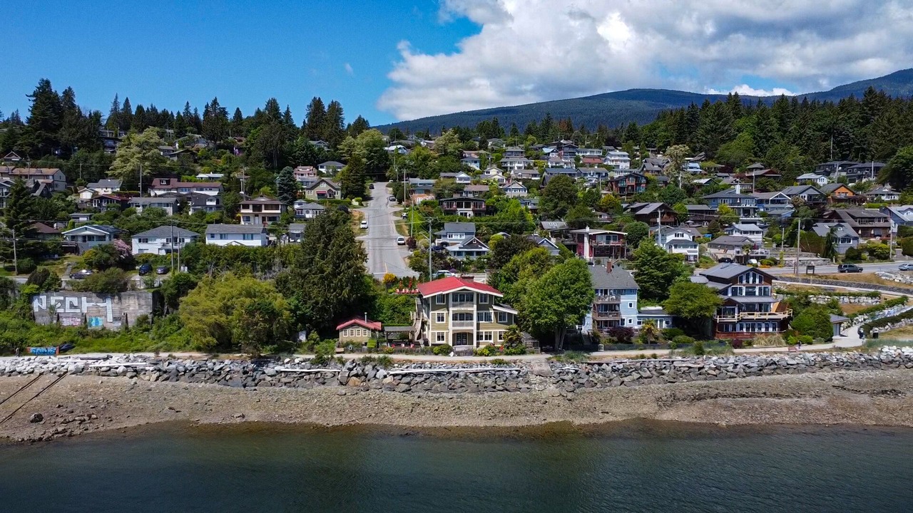 Photo of Outdoor in Gibsons