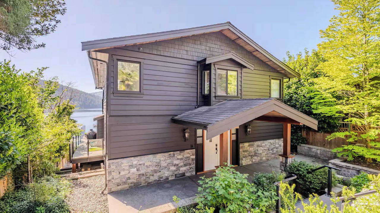 Photo of Outdoor in District of North Vancouver