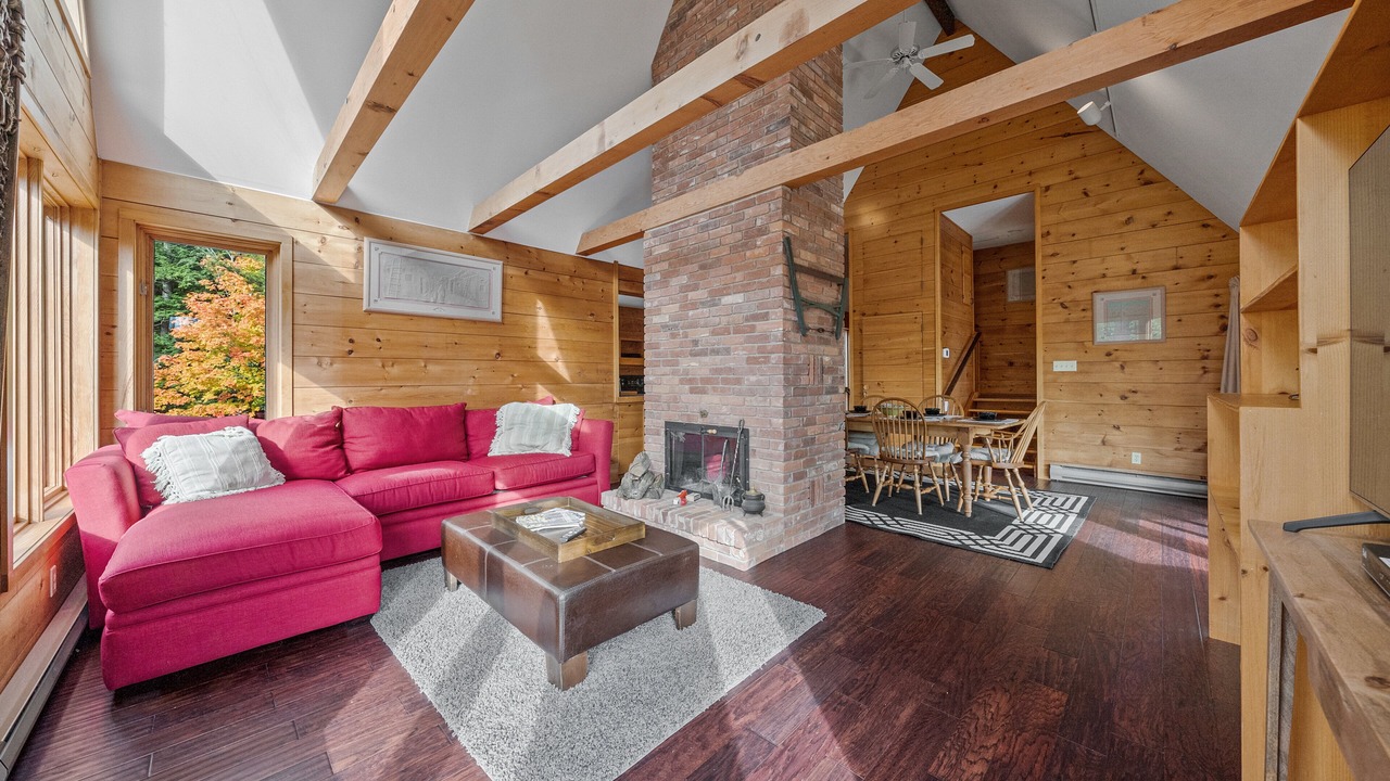 Photo of Livingroom in Clearview