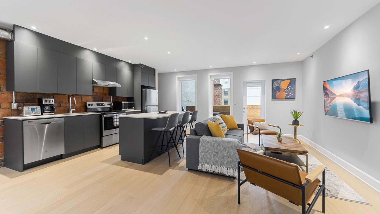 Photo of Livingroom in Downtown Montreal
