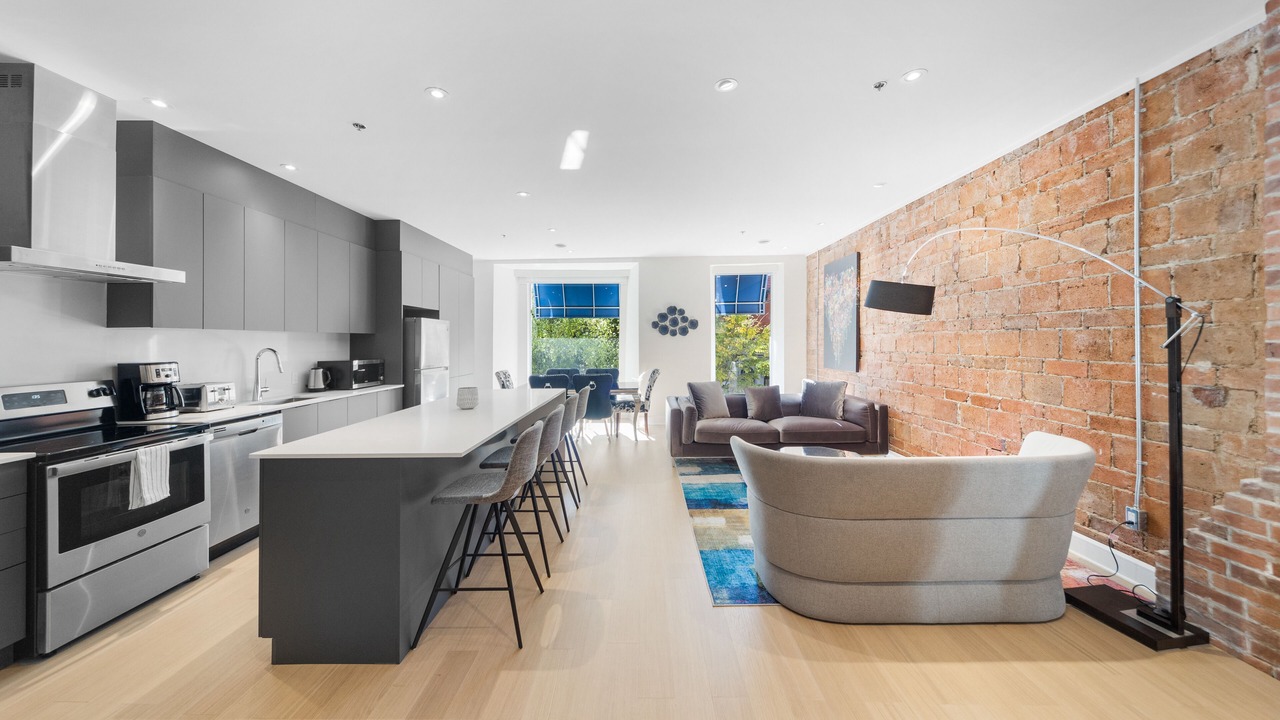 Photo of Livingroom in Downtown Montreal