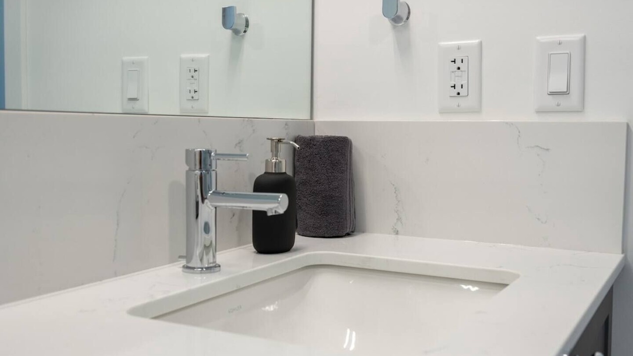 Photo of Bathroom in Hillhurst