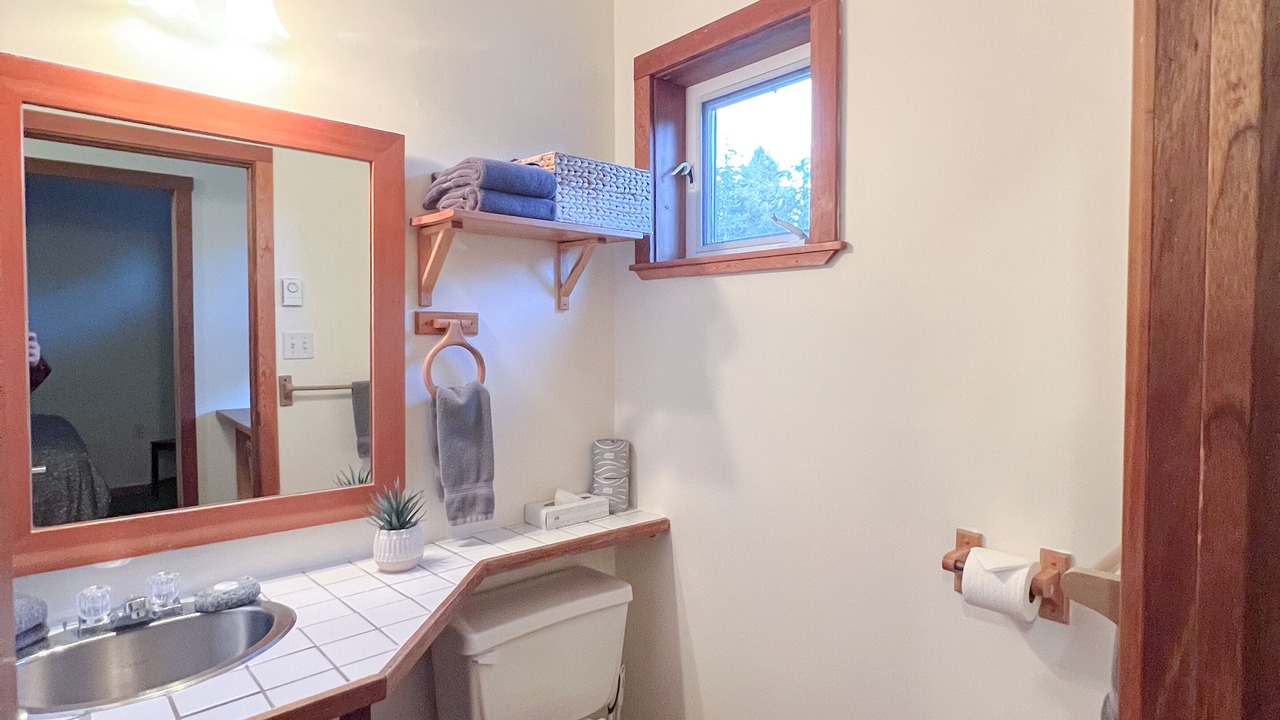 Photo of Bathroom in Ucluelet