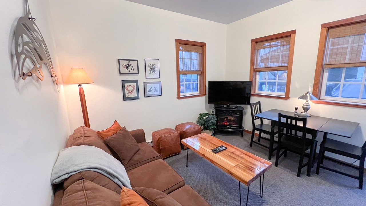 Photo of Livingroom in Ucluelet