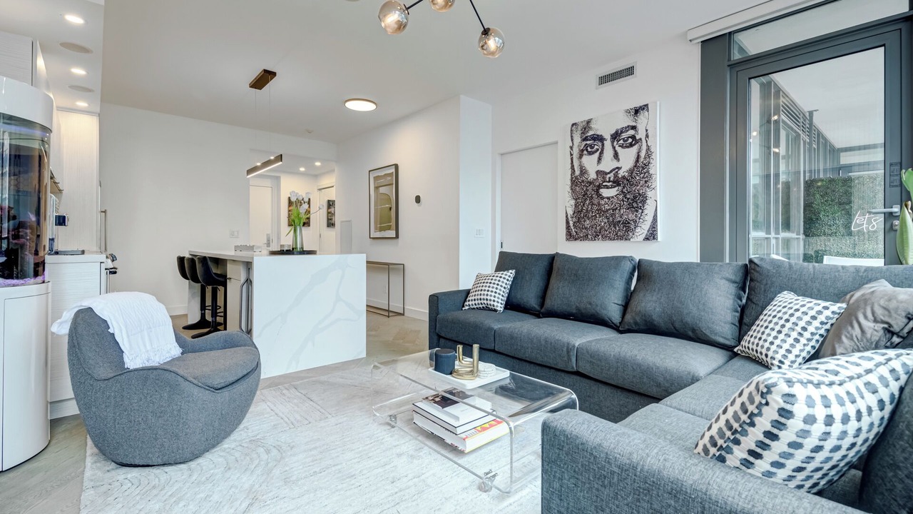 Photo of Livingroom in Fashion District