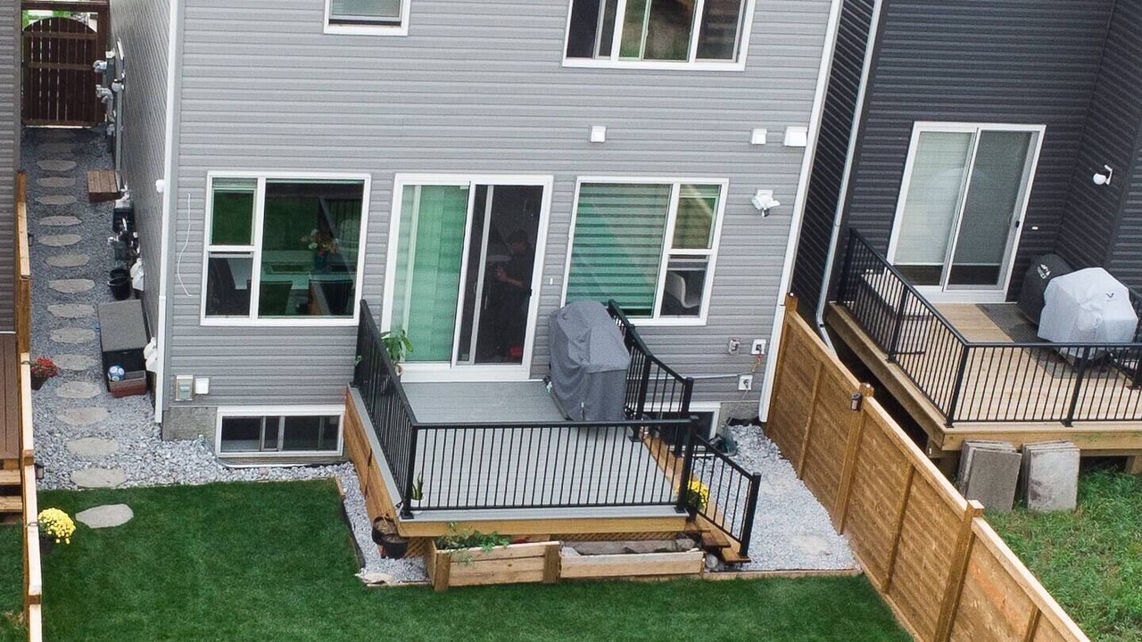 Photo of Patio Balcony in Southeast Calgary