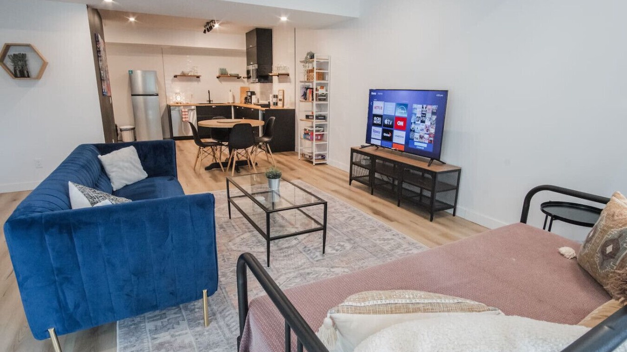 Photo of Livingroom in Northwest Edmonton