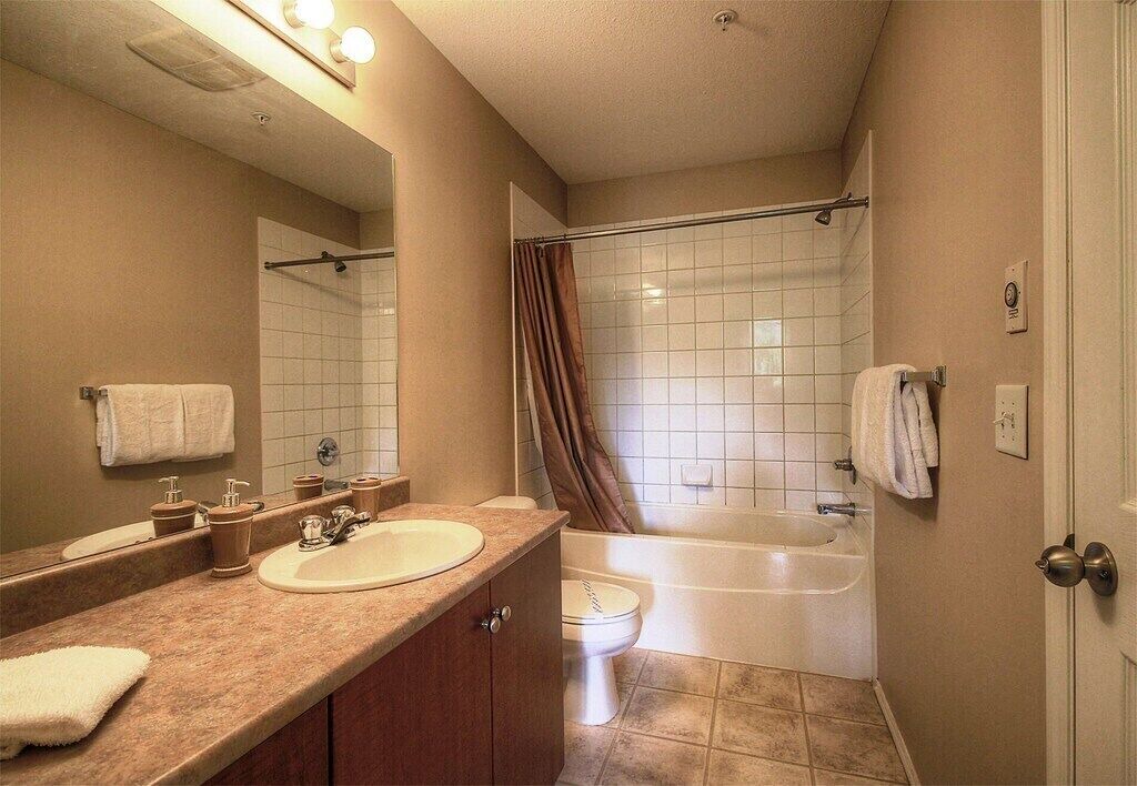 Photo of Bathroom in Quail Ridge