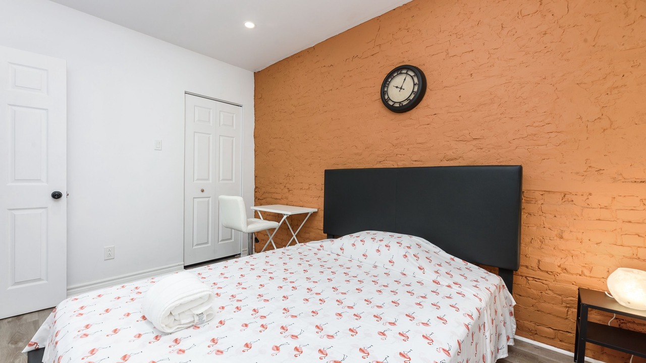 Photo of Bedroom in Quartier des Spectacles