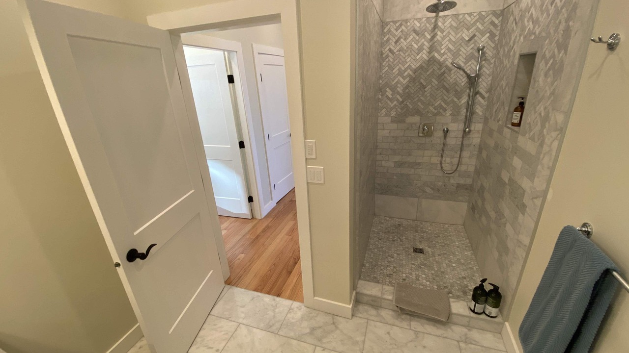Photo of Bathroom in Granthams Landing