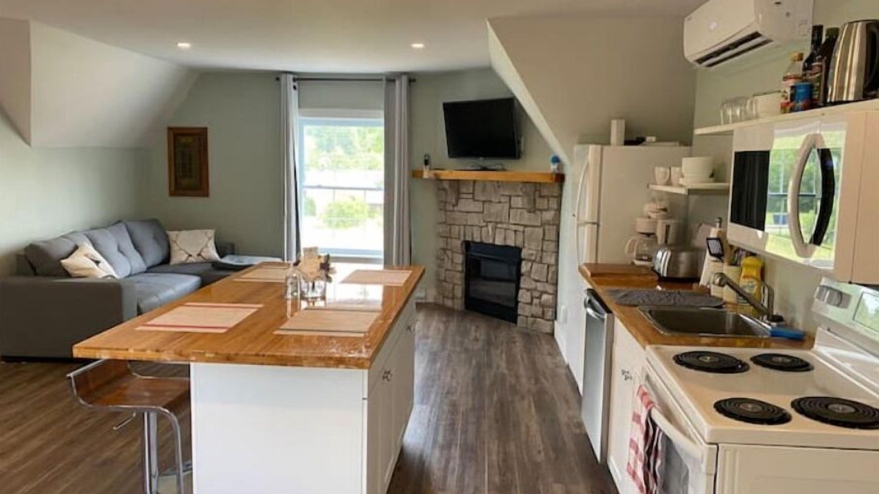 Photo of Kitchen in Stanstead Township