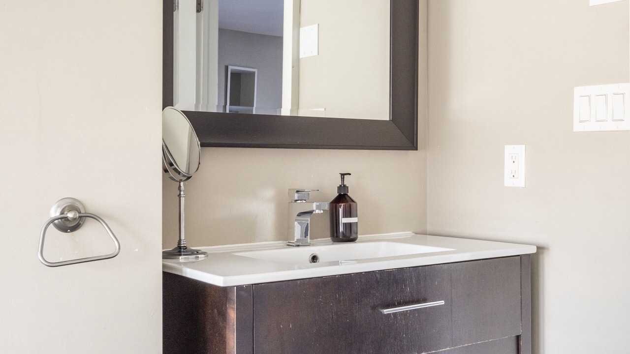Photo of Bathroom in Niagara