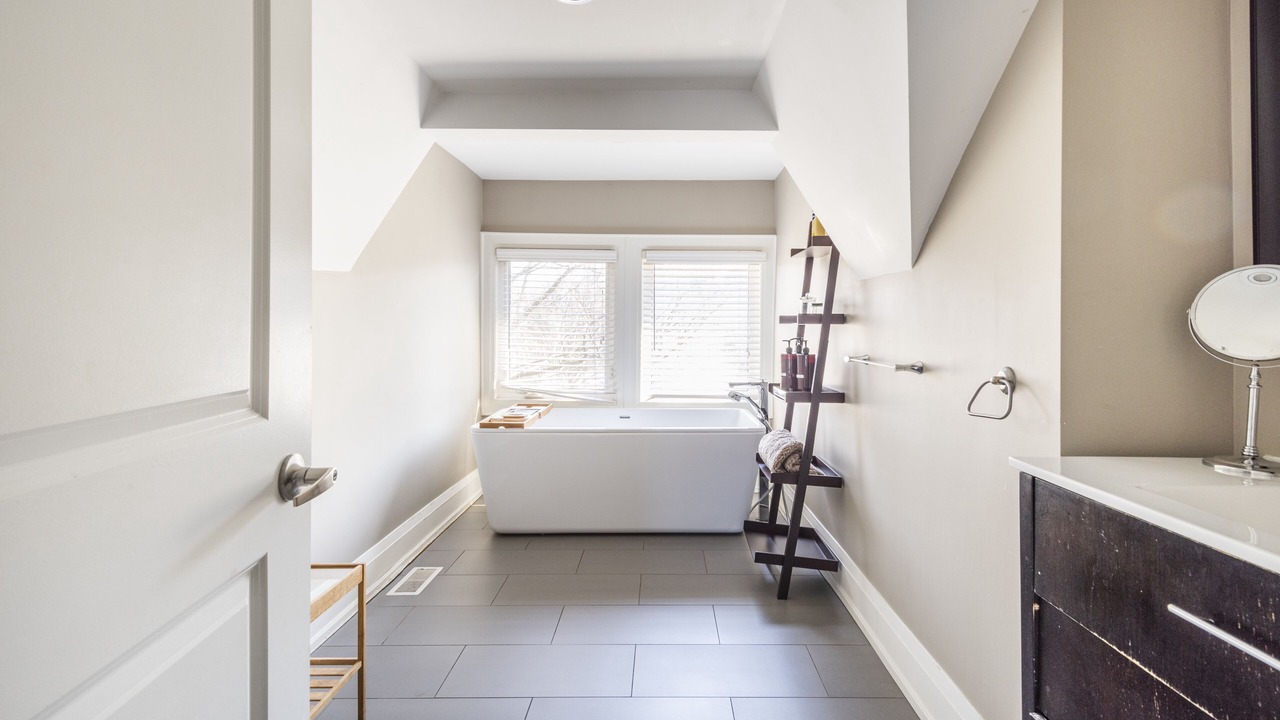 Photo of Bathroom in Niagara