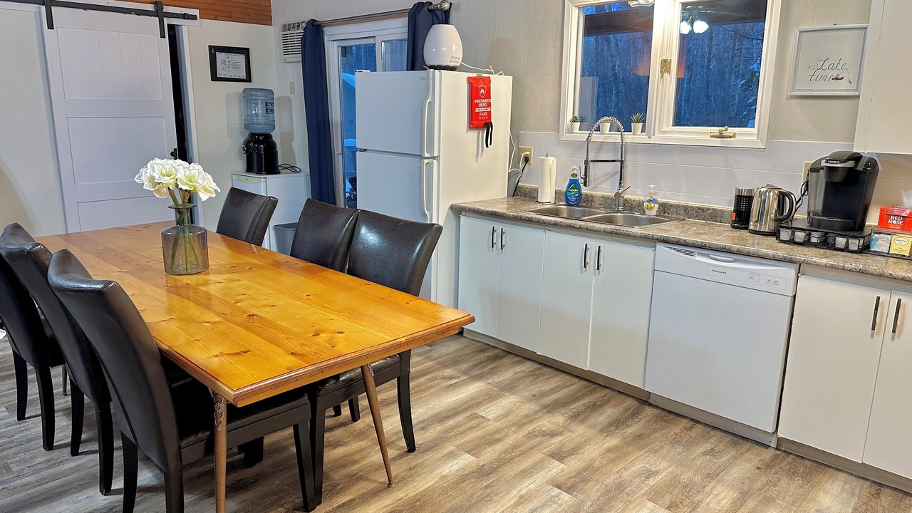 Photo of Kitchen in Lester Beach