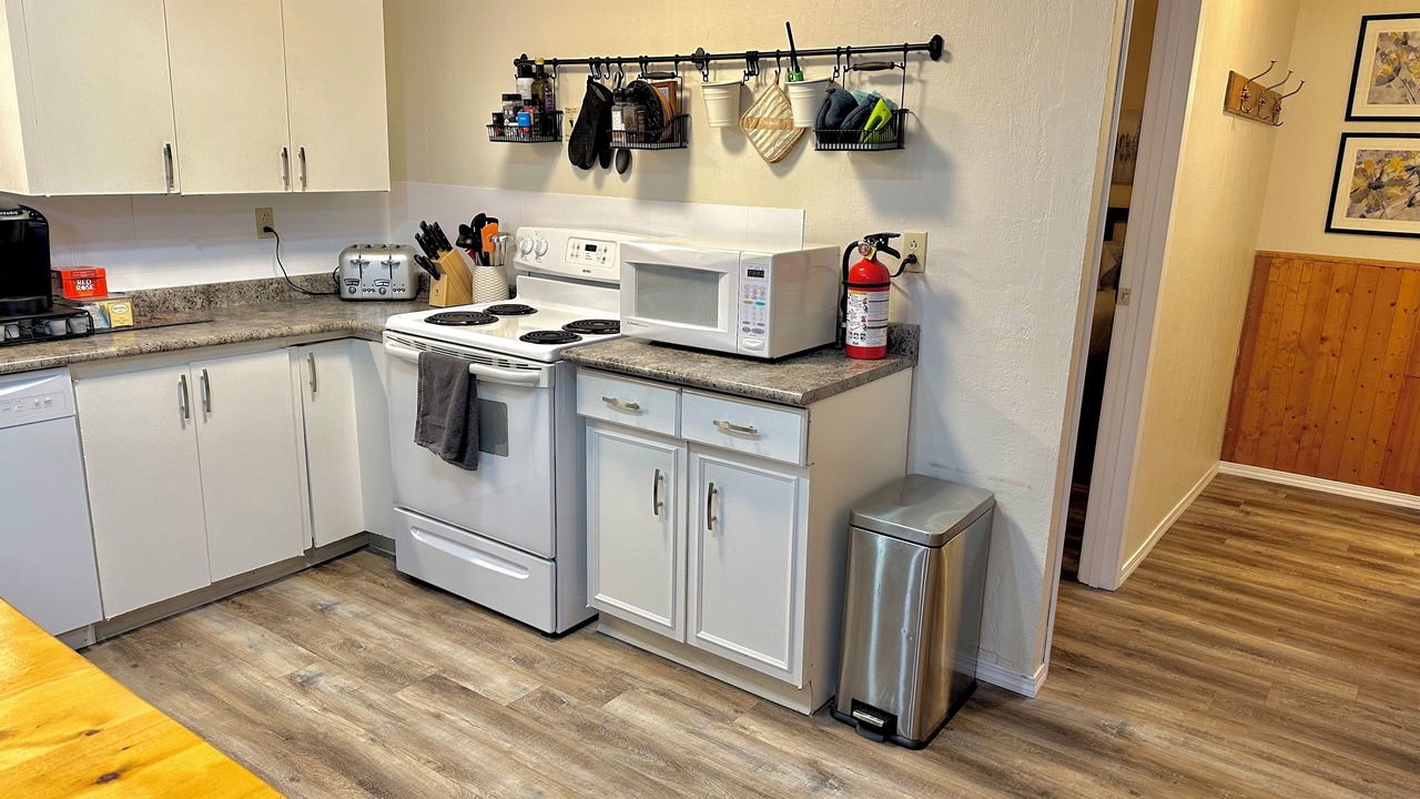Photo of Kitchen in Lester Beach