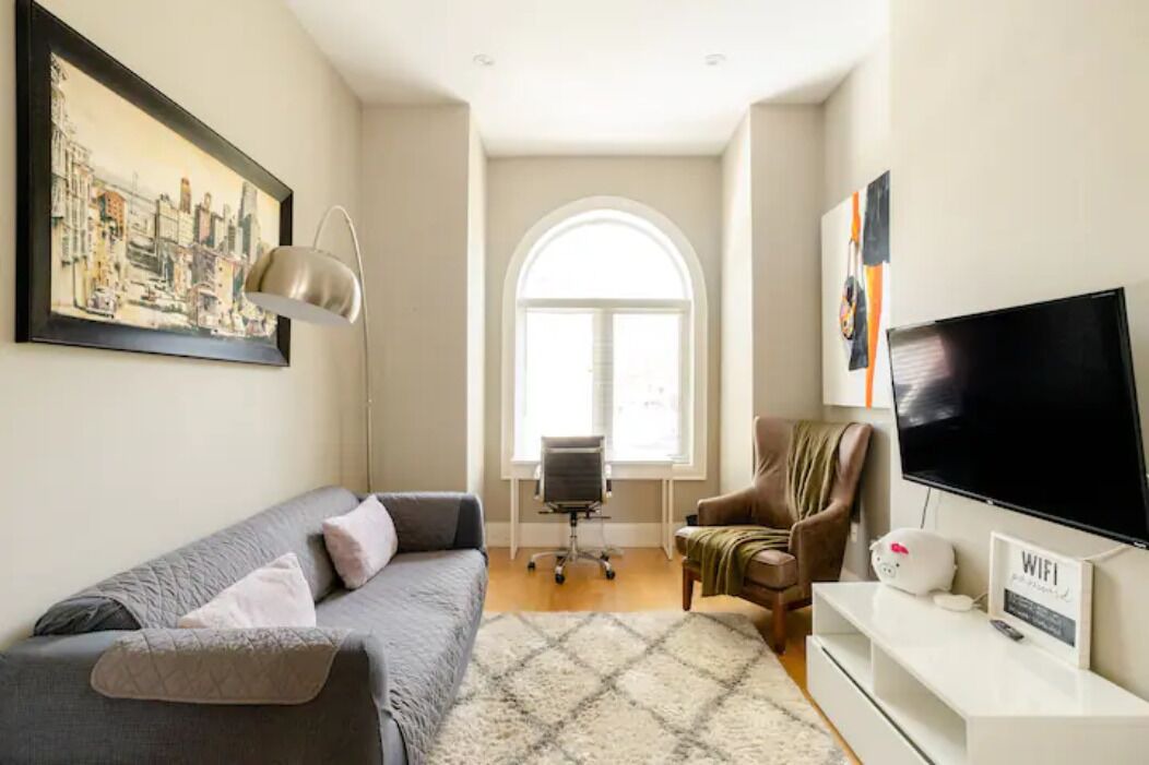 Photo of Livingroom in King West Village