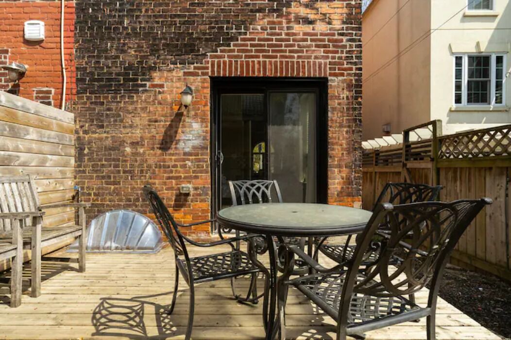 Photo of Outdoor in King West Village