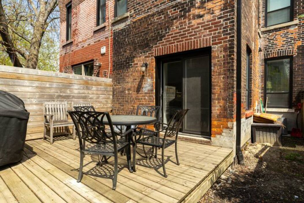 Photo of Outdoor in King West Village