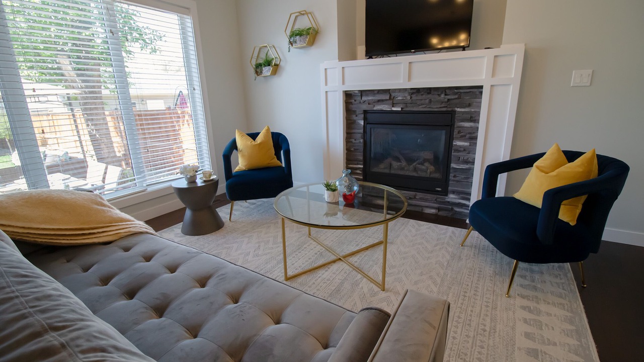 Photo of Livingroom in Northwest Edmonton