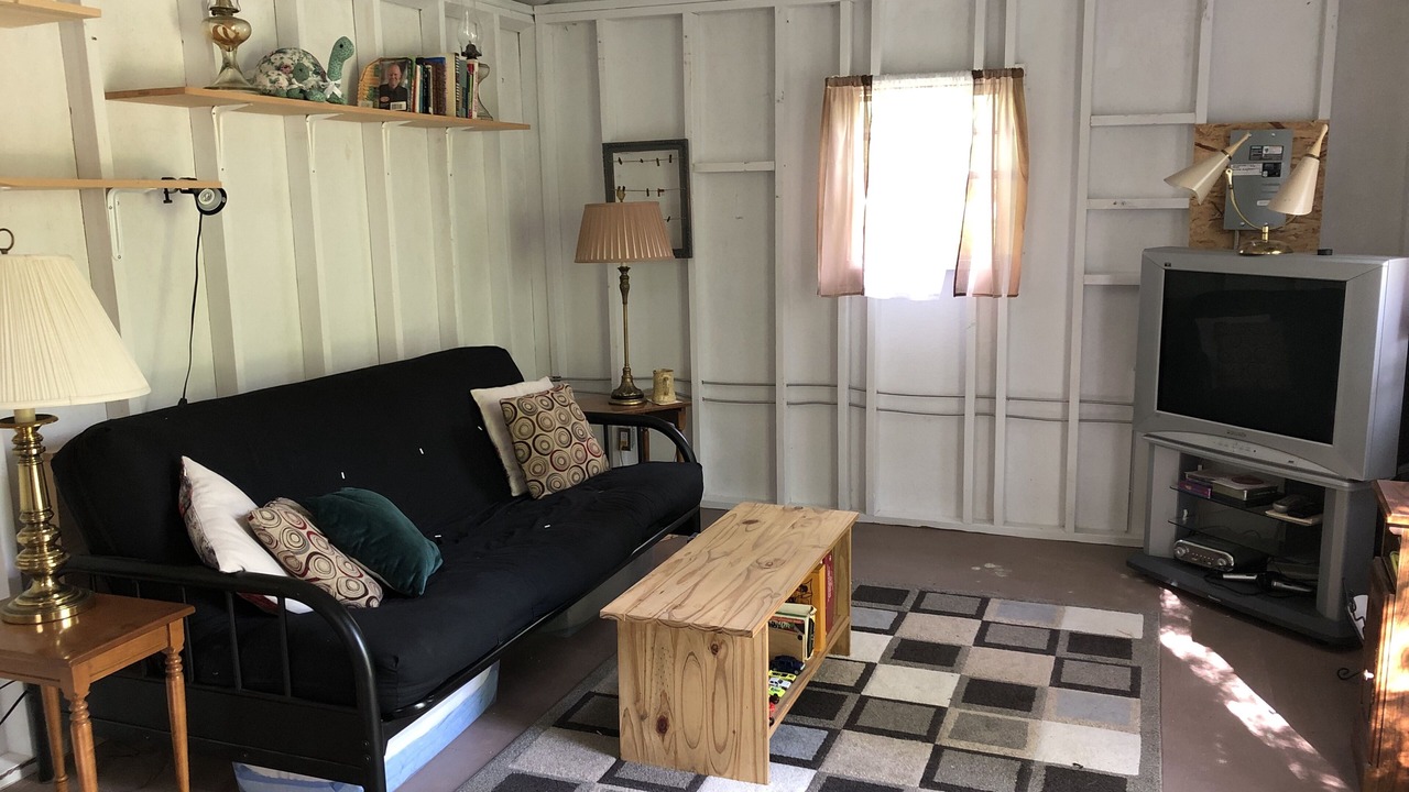 Photo of Livingroom in Victoria Beach
