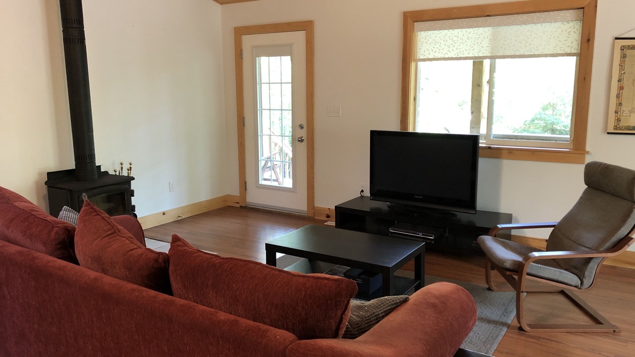 Photo of Livingroom in Victoria Beach