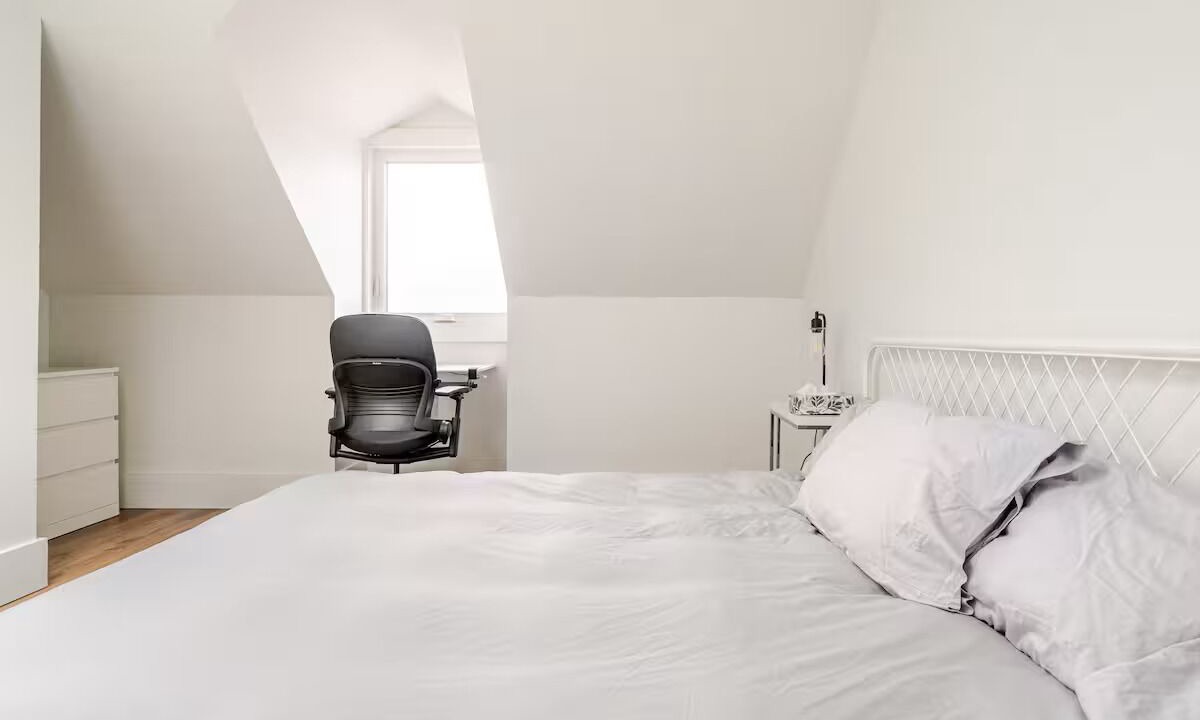 Photo of Bedroom in East Danforth