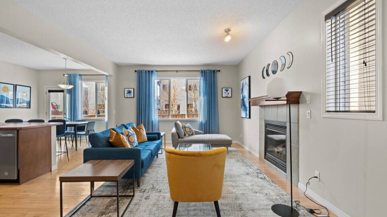 Photo of Livingroom in Southwest Calgary