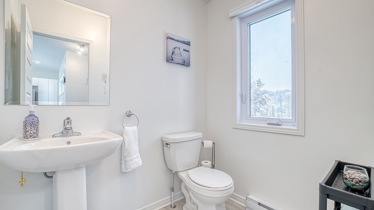 Photo of Bathroom in Val-des-Monts