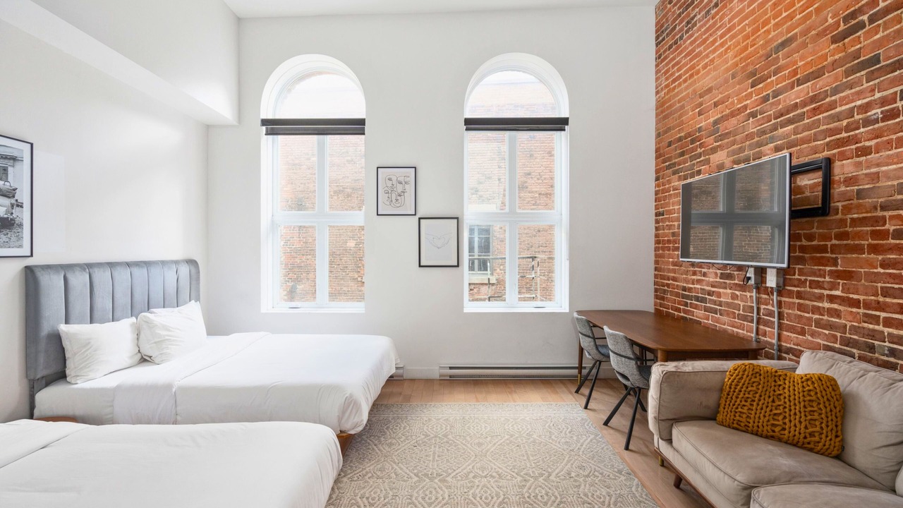 Photo of Livingroom in Old Montreal