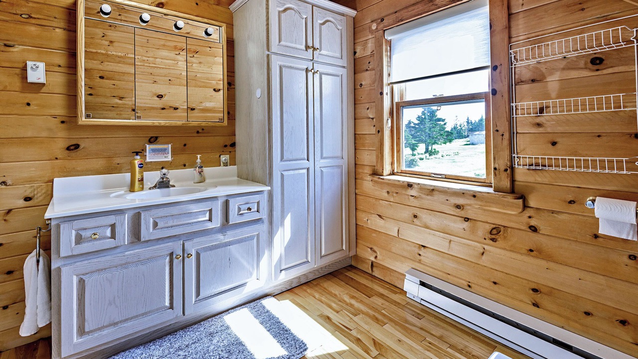 Photo of Bathroom in Guysborough County